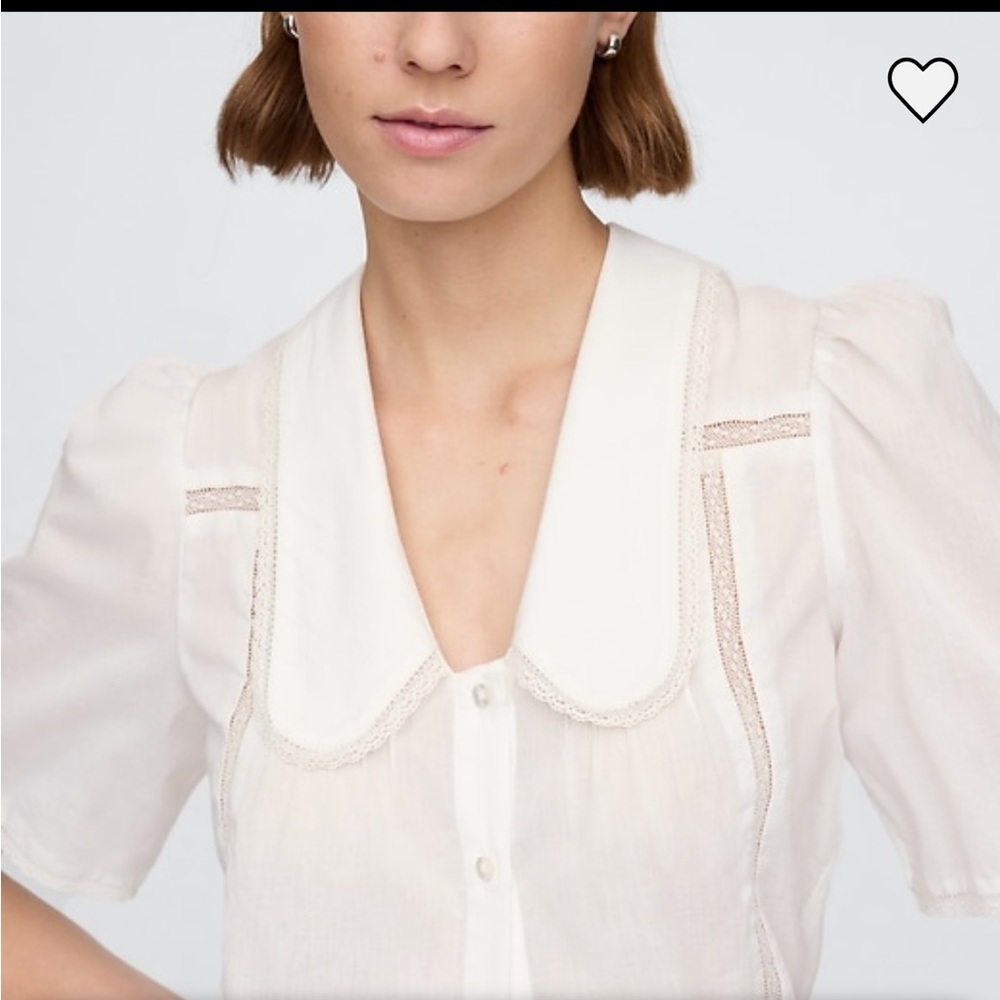 Puff-Sleeve Lace Collared Top - Picture 4 of 4